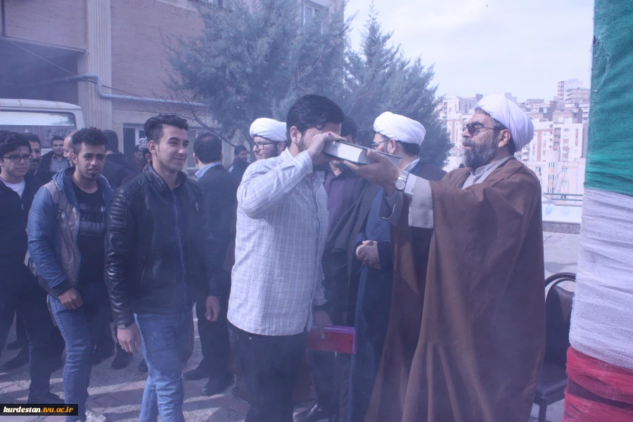 مراسم اعزام دانشجویان  کار وان راهیان نور به مناطق جنوب کشور
