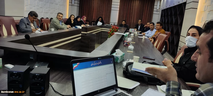 برگزاری شورای پژوهشی دانشگاه فنی وحرفه ای کردستان درآستانه هفته پژوهش 2