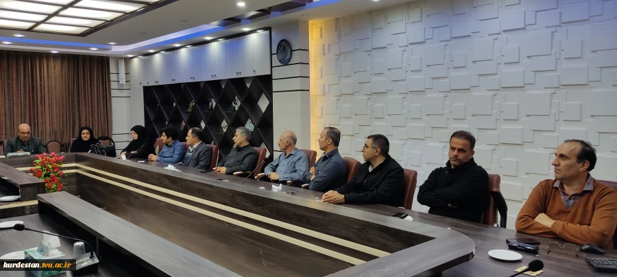 برگزاری جلسه شورای اداری دانشگاه فنی وحرفه ای کردستان 6