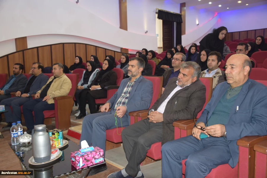 یادواره چهارمین سالگرد شهادت "سردار شهید حاج قاسم سلیمانی" در دانشگاه فنی و حرفه ای استان کردستان برگزار شد 2