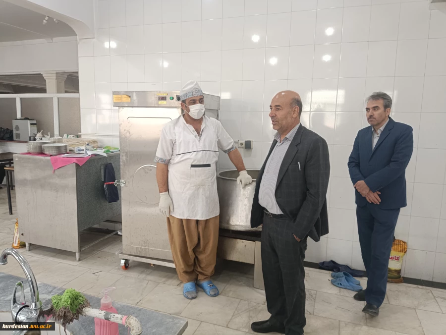 بازدید رئیس  استانی واحد کردستان به همراه اعضای کمیته نظارت،ارزیابی وتضمین کیفیت واحد استان کردستان از آموزشکده فنی وحرفه ای سقز 4