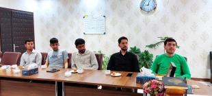 دیدار اعضای شورای صنفی و رفاهی دانشجویان  مراکز پسران ودختران سنندج با رئیس دانشگاه ملی مهارت واحد استان کردستان 7