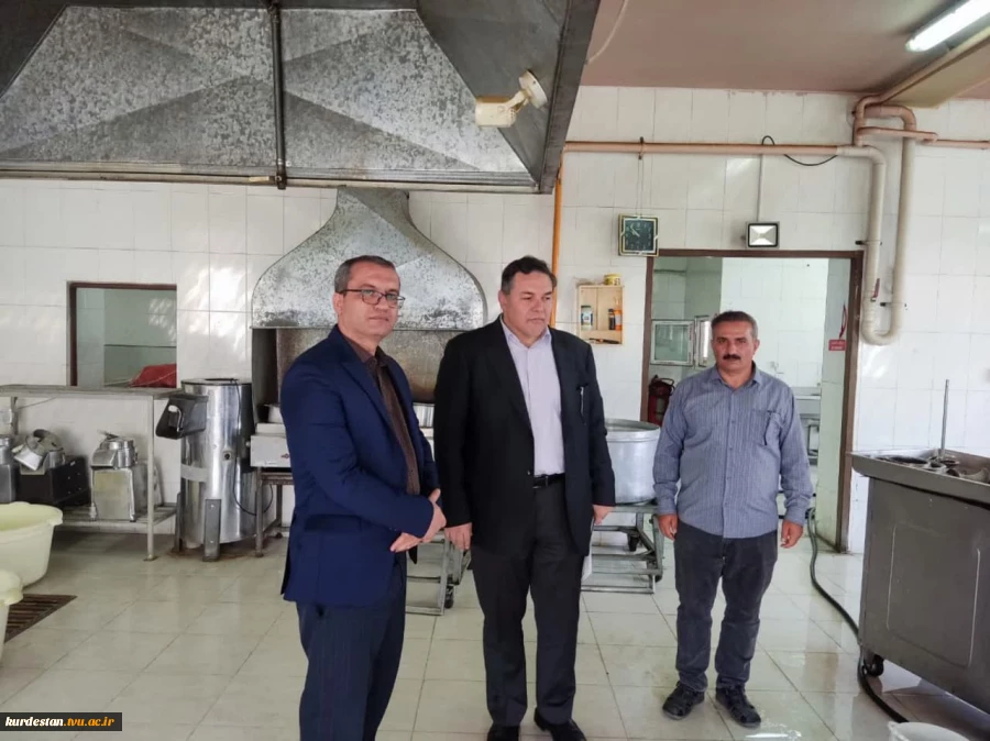 بازدید نماینده نظارت و ارزیابی سازمان مرکزی از فرایند برگزاری امتحانات پایان ترم مراکزدانشگاه ملی مهارت واحداستان کردستان 9