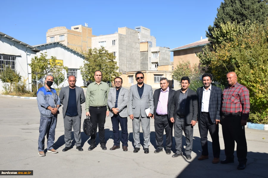 بازدید دکتر خبات نسائی از امکانات وکارگاه های سایت شماره2 دانشکده شهید یزدان پناه 10