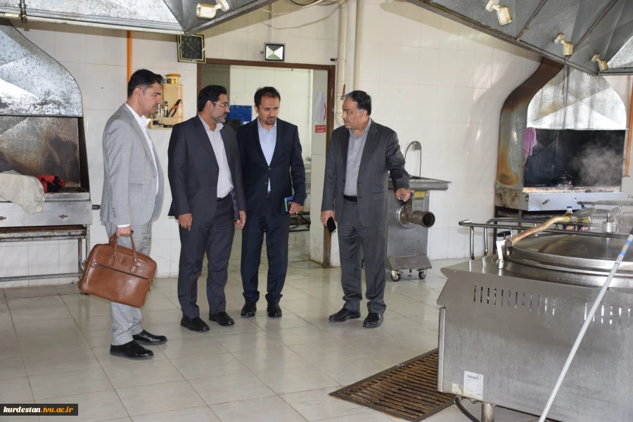 آیین معارفه رییس دانشگاه ملی مهارت واحداستان کردستان با حضور دکتر جعفری کرمانی پور معاون فرهنگی ودانشجویی دانشگاه ملی مهارت برگزار شد 12