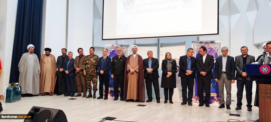 رئیس دانشگاه ملی مهارت کردستان به همراه مسئول حراست واحد استان و جمعی از کارکنان در آیین تکریم و معارفه مسئولین جدید نهاد نمایندگی مقام معظم رهبری در دانشگاه‌های استان شرکت کردند. 7