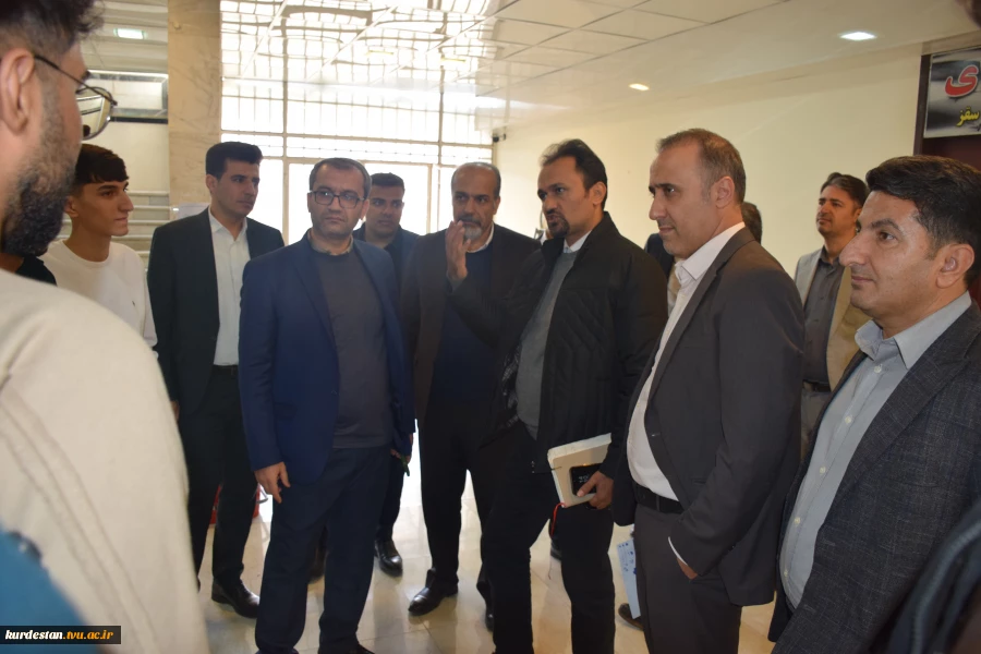 دکتر خبات نسائی رییس دانشگاه ملی مهارت کردستان از آموزشکده ملی مهارت سقز بازدید کرد 6