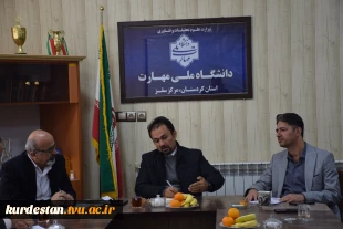 طرح اولویت های دکتر خبات نسائی رییس دانشگاه ملی مهارت واحد استان کردستان در جلسه شورای اداری آموزشکده ملی مهارت سقز 5