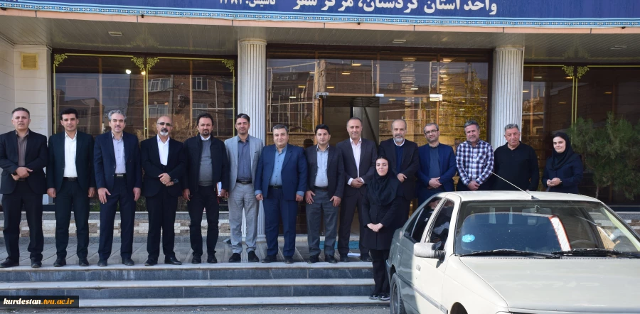 اولین سفر رئیس واحد استانی کردستان به سازمان مرکزی دانشگاه  و تخصیص خودروی اداری به آموزشکده ملی مهارت سقز  2