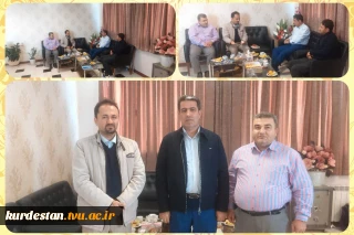 نماینده مردم شهرستان های قروه ودهگلان در مجلس شورای اسلامی با سرپرست دانشگاه ملی مهارت کردستان باهدف جذب بودجه برای دانشگاه ملی مهارت و ایجاد ظرفیت‌های علمی و آموزشی جدید در منطقه دیدار و گفتگو کردند.