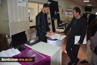 بازدید ریاست دانشگاه ملی مهارت از غرفه فن‌بازار هفته پژوهش و فناوری 7