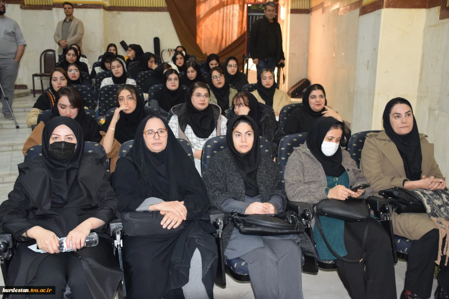 مراسم گرامیداشت روز دانشجو در دانشگاه ملی مهارت کردستان برگزار شد 7