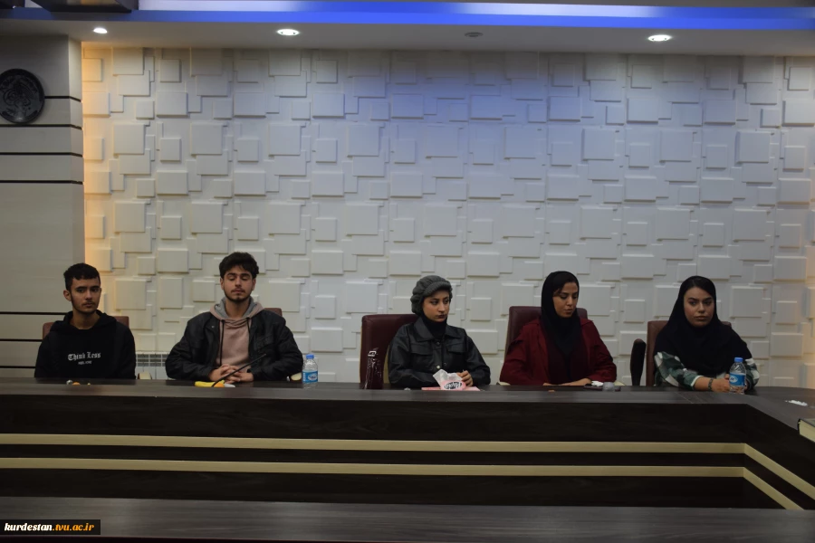نماینده محترم دفتر بازرسی و پاسخگویی به شکایات وزارت علوم،تحقیقات وفناوری با جمعی از دانشجویان دانشگاه ملی مهارت کردستان دیدار وگفتگو کرد. 6