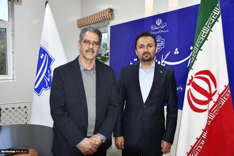 رئیس دانشگاه ملی مهارت در بازدید از کردستان:
ارتقای زیرساخت‌های کارگاهی، اولویت راهبردی دانشگاه در مسیر اشتغال‌زایی است
 2