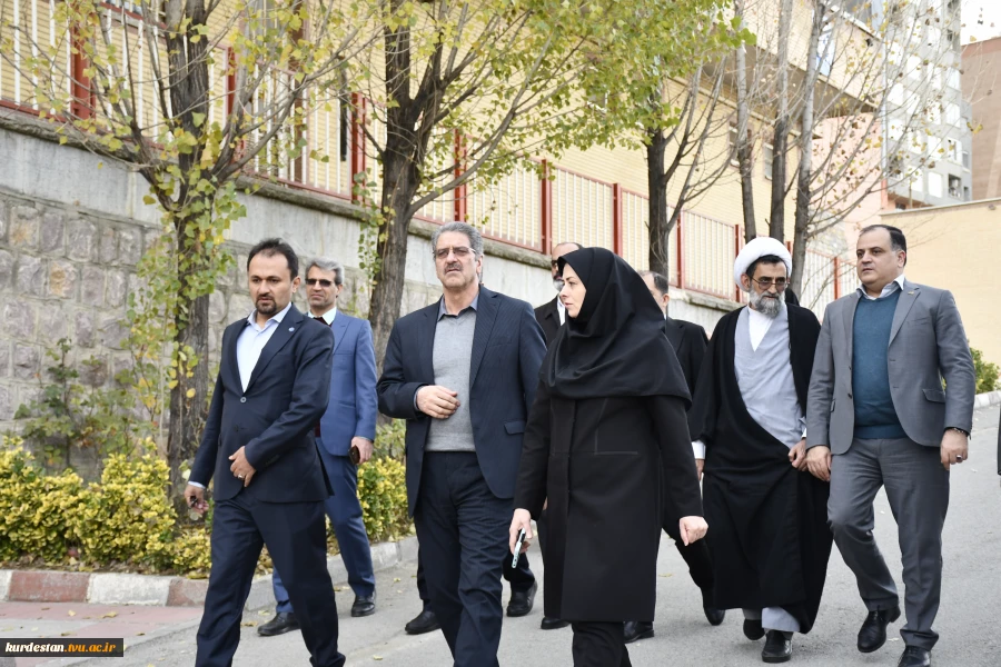 بازدید دکتر زمانی و اعضای هیئت رئیسه دانشگاه ملی مهارت از آموزشکده دختران سنندج 4