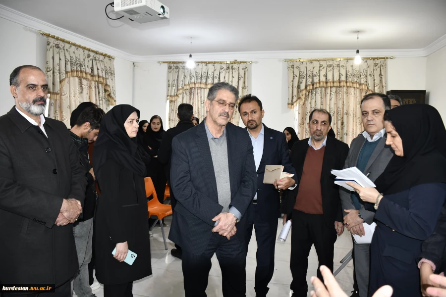 بازدید رئیس دانشگاه ملی مهارت از آموزشکده دختران سنندج 6