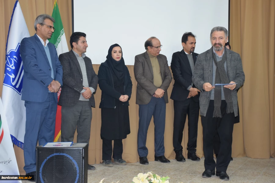 اختتامیه هفته پژوهش با تجلیل از پژوهشگران برتر دانشگاه ملی مهارت واحد استانی کردستان برگزار شد 10
