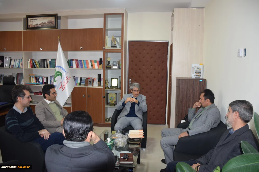 تفاهم‌نامه همکاری دانشگاه ملی مهارت کردستان و پارک علم و فناوری امضاء شد 3