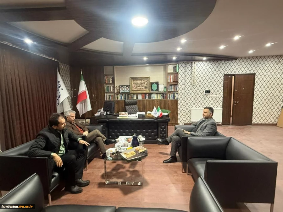 پیگیری جذب بودجه دراختیار  نمایندگان محترم مجلس شورای اسلامی برای دانشگاه ملی مهارت کردستان 3