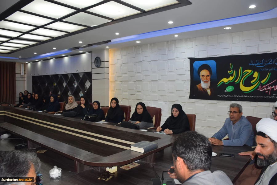 تجدید میثاق دانشگاهیان دانشگاه ملی مهارت کردستان با آرمان‌های بنیان‌گذار کبیر انقلاب 5