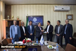  آیین تکریم و معارفه تمشیت آموزشکده بانه با حضور رئیس واحد استانی کردستان برگزارشد.  2
