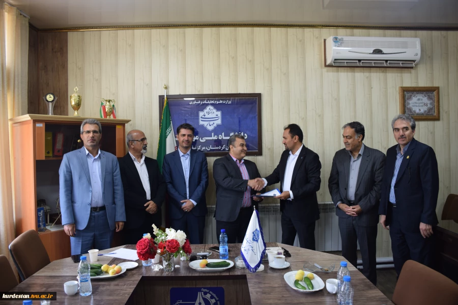  آیین تکریم و معارفه تمشیت آموزشکده بانه با حضور رئیس واحد استانی کردستان برگزارشد.  2